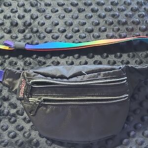 Jansport Fanny Pack Hippieland Rain Bow Adjustable Strap Unisex 2 Zippers Used